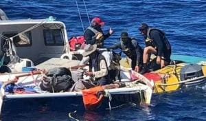 Un Australien et son chien échoués dans le Pacifique