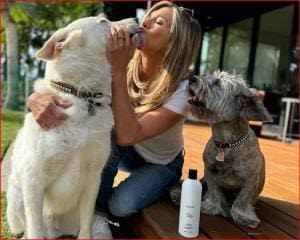 Jennifer Aniston crée un shampooing pour chiens avec LolaVie